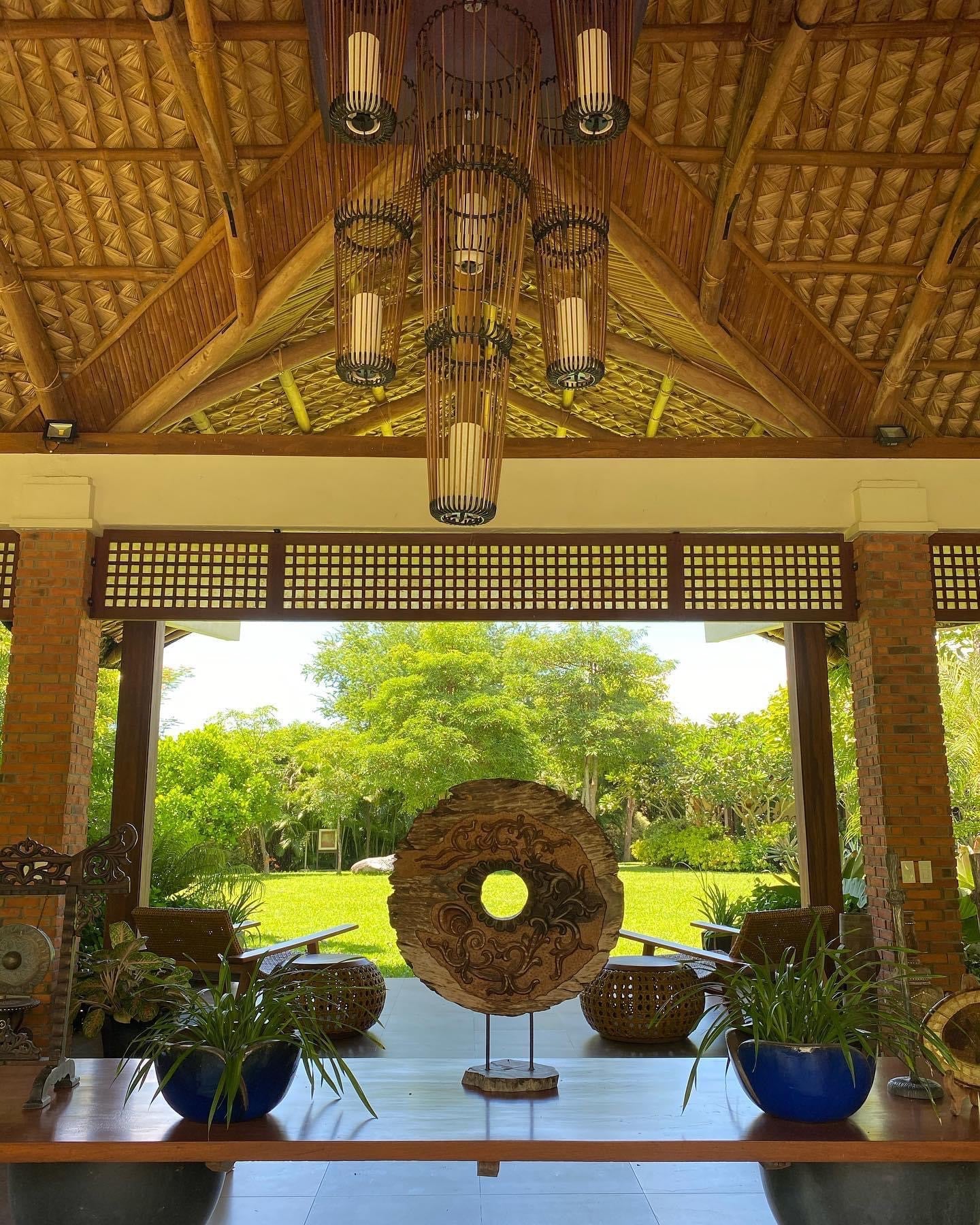 Buwak Layered Drop Light (L)