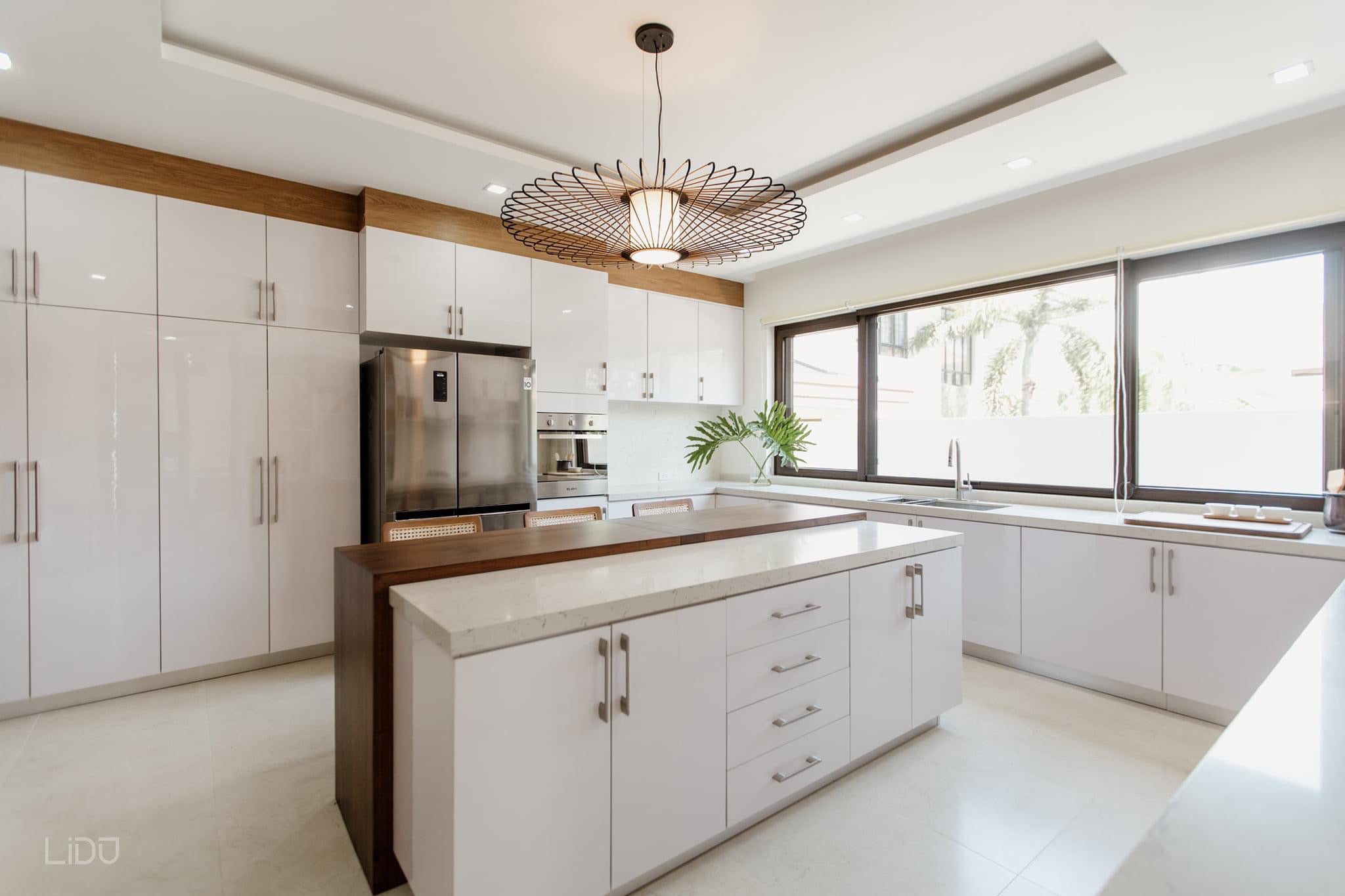 Buwak Wide Pendant (S)