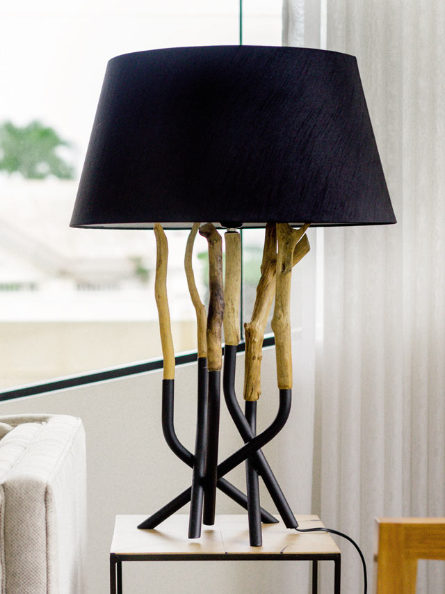 Driftwood Table Lamp Modern
