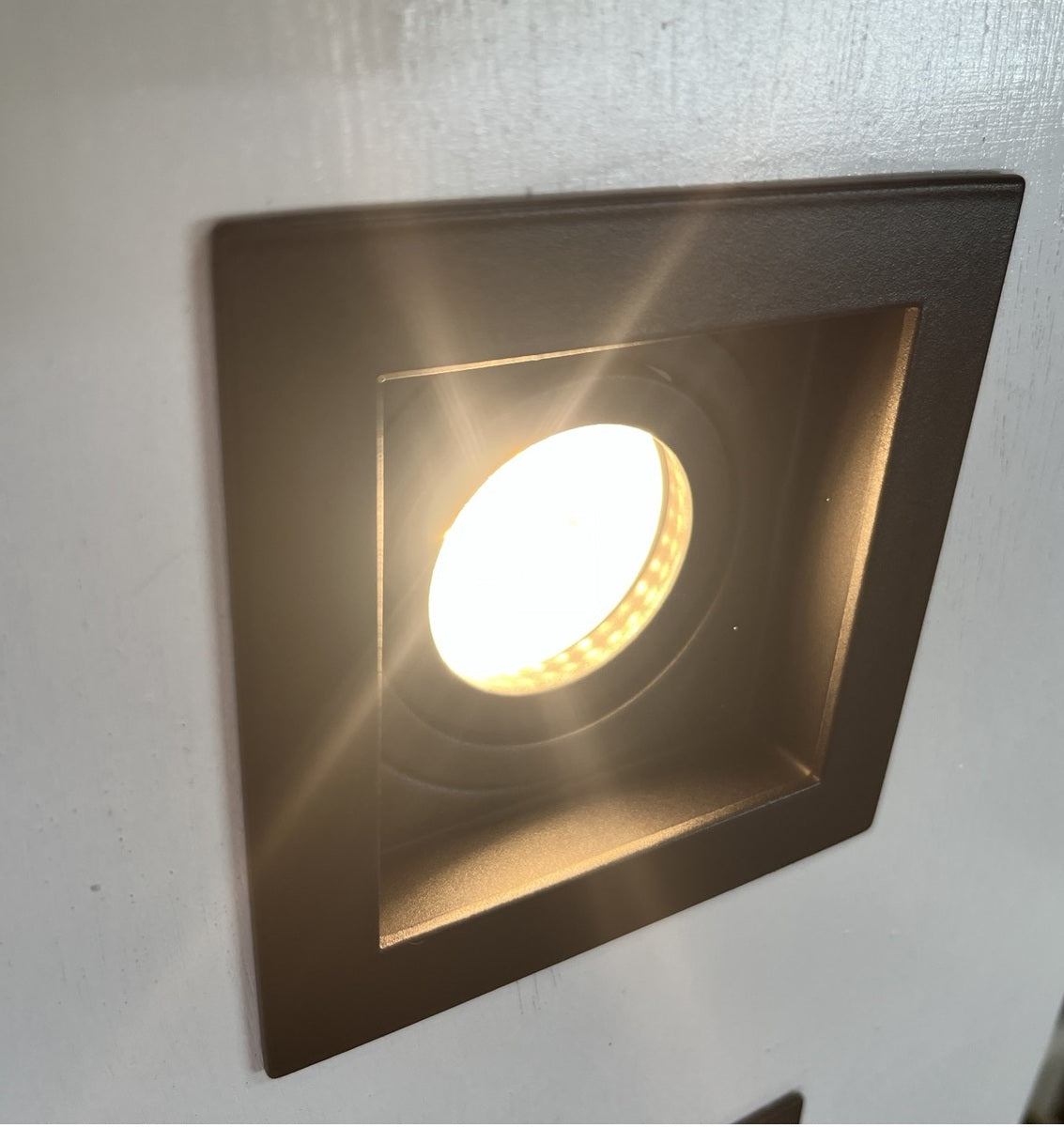 Pin-light Single Square (1-Head Recessed)